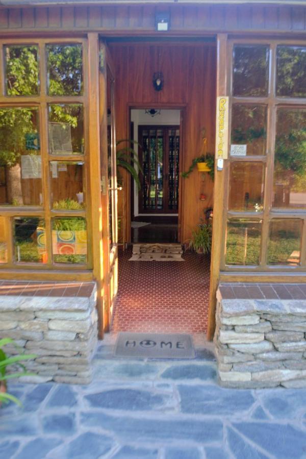 Casa De Huespedes - B&B فيلا جياردينو المظهر الخارجي الصورة