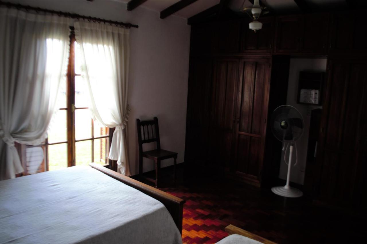 Casa De Huespedes - B&B فيلا جياردينو المظهر الخارجي الصورة