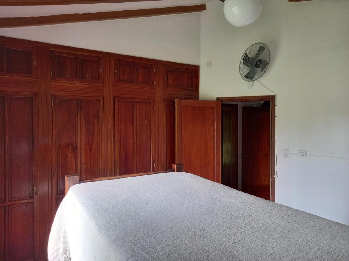 Casa De Huespedes - B&B فيلا جياردينو المظهر الخارجي الصورة