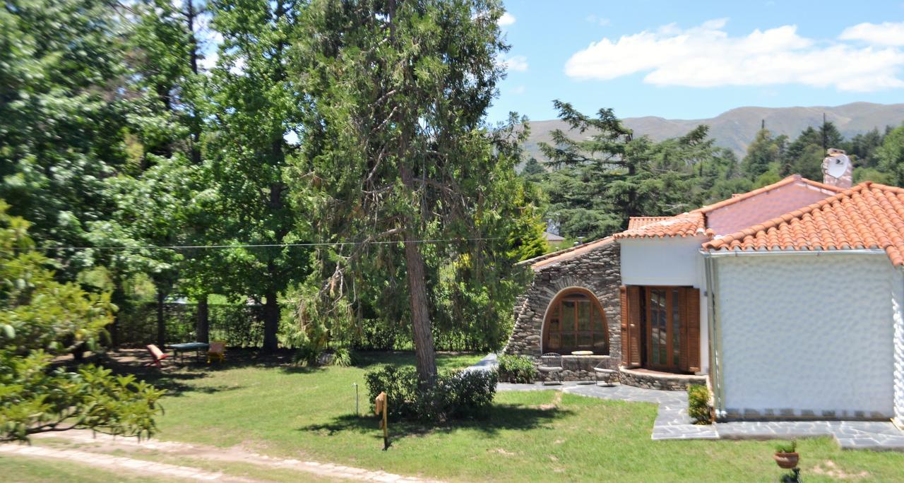 Casa De Huespedes - B&B فيلا جياردينو المظهر الخارجي الصورة