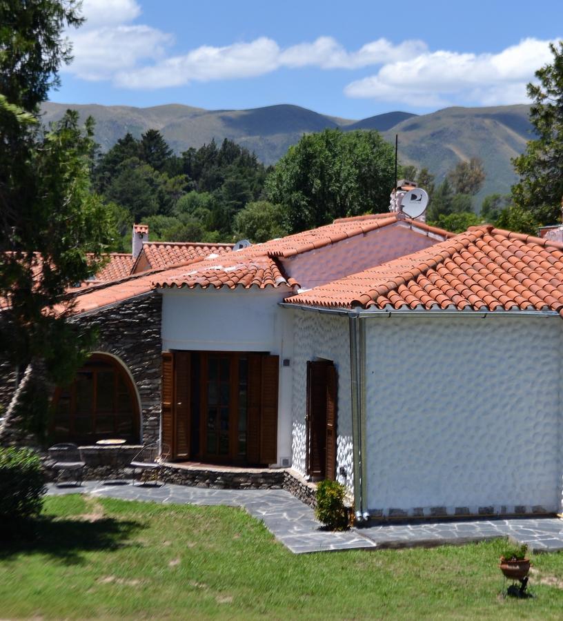 Casa De Huespedes - B&B فيلا جياردينو المظهر الخارجي الصورة